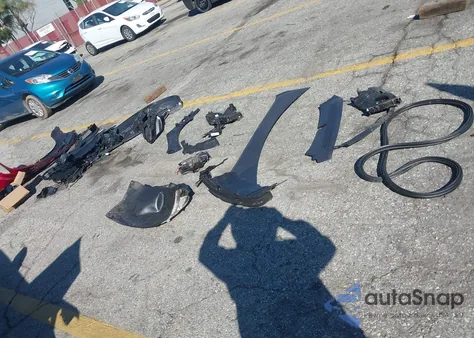 2026 Tesla Model X All-Wheel Drive z USA, uszkodzony, nr VIN 7SAXCAE58TF482662